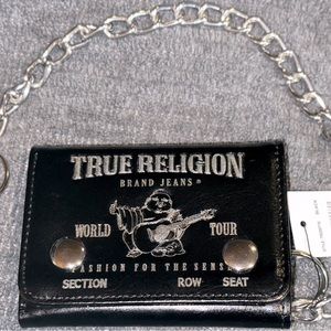 NWT True Religion Wallet with chain Black Leather, silver chain